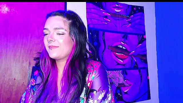 Snapshot of purple_em69 chatting on 12, 7, 2026 purple em69 online show from 12, 7, 2026