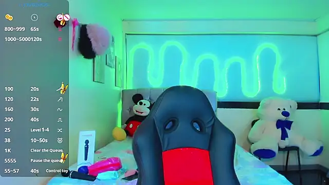 Jessica smith 1 online show from 12, 1, 2026