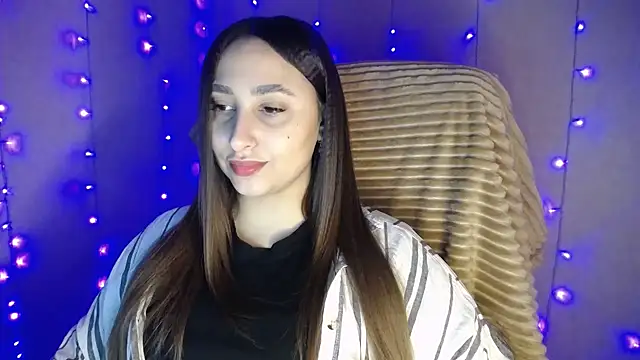 QueenOfAngels online show from 16, 1, 2025