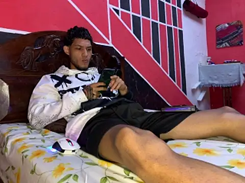 tanned boy online show from 8, 6, 2026