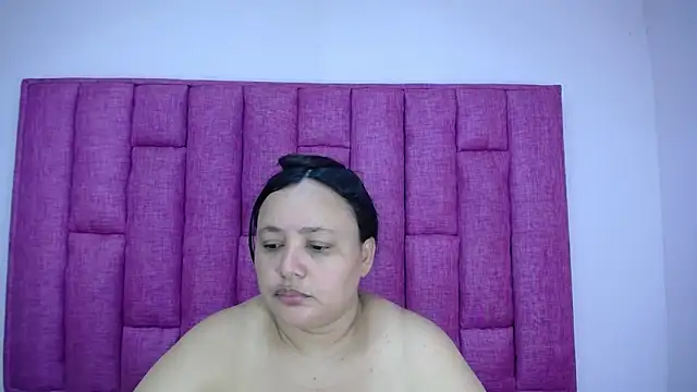 CrushOnMe  online show from 31, 10, 2025