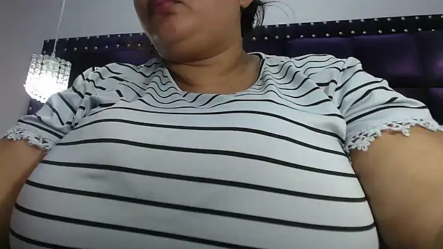 CrushOnMe  online show from 29, 10, 2025