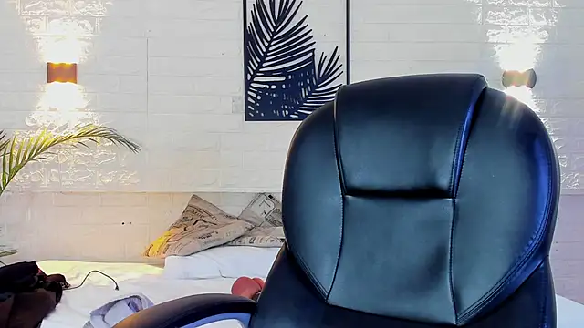 millie brown21 online show from 25, 3, 2026