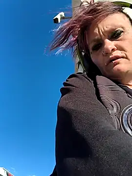 renegade vyxxen online show from 9, 3, 2026