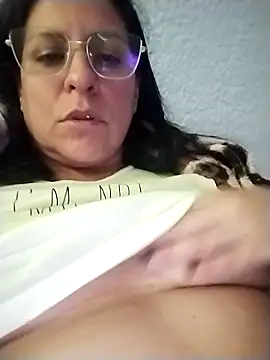 LucifernandaSw online show from 20, 4, 2026