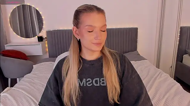 CassieRayss online show from 8, 1, 2026