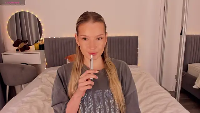 CassieRayss online show from 6, 7, 2026