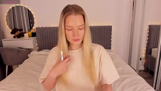 CassieRayss online show from 5, 7, 2026