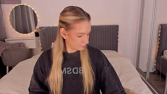 CassieRayss online show from 22, 4, 2026