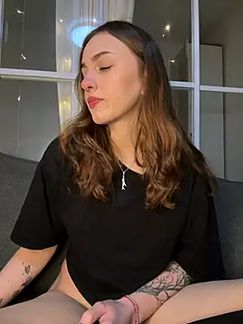 Snapshot of hotAssHell_ chatting on 5, 1, 2025 hotAssHell online show from 5, 1, 2025