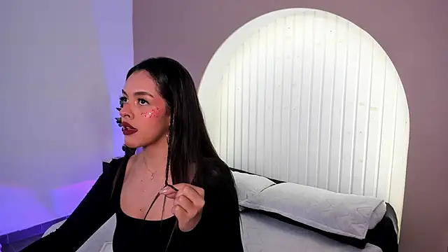 martina duque  online show from 11, 3, 2026