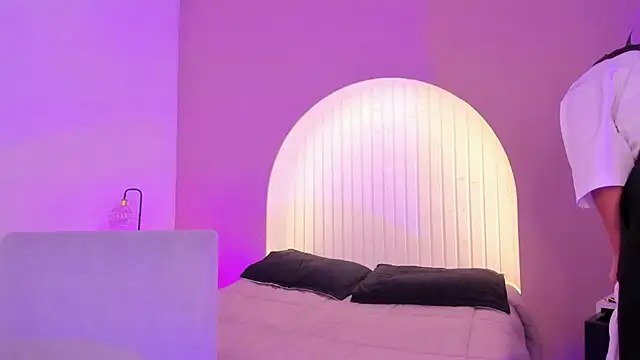 martina duque  online show from 9, 4, 2026