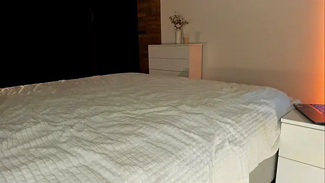 Rachel Rey online show from 3, 11, 2025