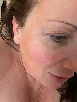 xsexycurvymilf online show from 8, 5, 2026