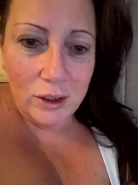 xsexycurvymilf online show from 25, 11, 2025