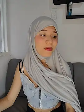 Snapshot of hanaa_18 chatting on 2, 6, 2026 hanaa 18 online show from 2, 6, 2026