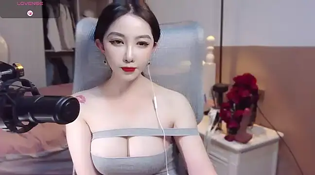 Snapshot of vyizh- chatting on 14, 1, 2025 vyizh- online show from 14, 1, 2025