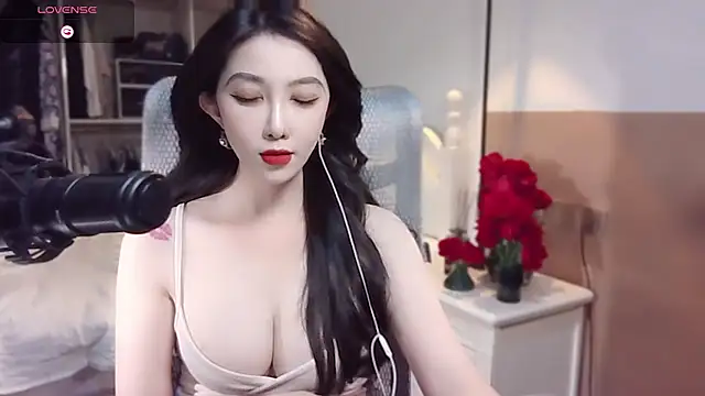 Snapshot of vyizh- chatting on 24, 2, 2025 vyizh- online show from 24, 2, 2025