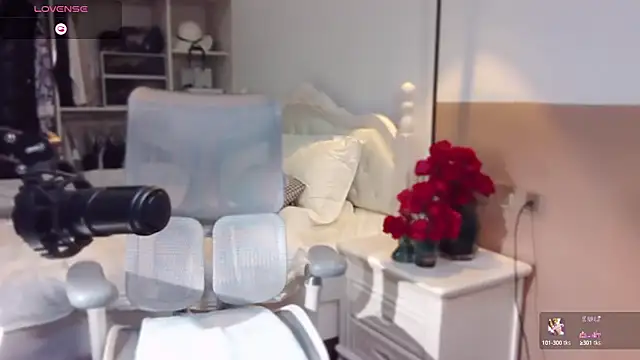 Snapshot of vyizh- chatting on 1, 3, 2025 vyizh- online show from 1, 3, 2025