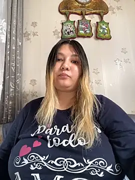 Snapshot of Olivialili chatting on 13, 3, 2025 Olivialili online show from 13, 3, 2025