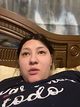 Snapshot of Olivialili chatting on 2, 3, 2025 Olivialili online show from 2, 3, 2025
