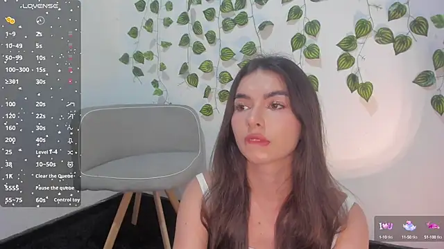 Coralinee 01 online show from 10, 12, 2024