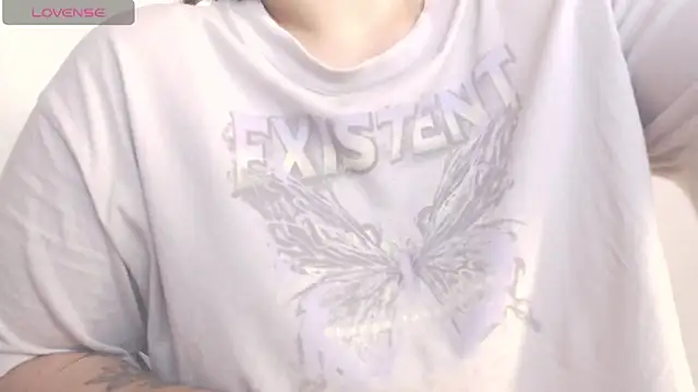 Amara18  online show from 11, 4, 2026