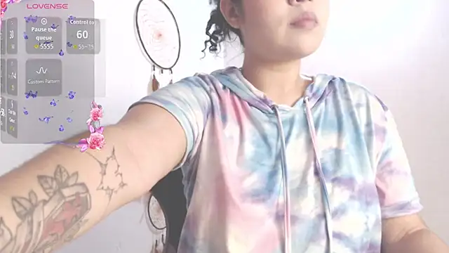 Snapshot of Amara18_ chatting on 11, 11, 2025 Amara18 online show from 11, 11, 2025