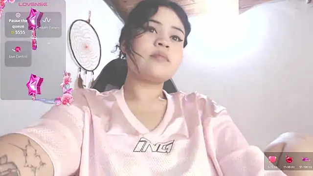 Snapshot of Amara18_ chatting on 25, 11, 2025 Amara18 online show from 25, 11, 2025