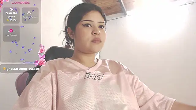 Amara18  online show from 9, 4, 2026