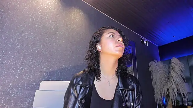 Amareto  online show from 12, 10, 2025