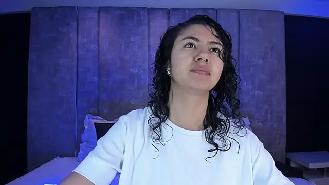 Snapshot of Amareto_ chatting on 12, 5, 2026 Amareto online show from 12, 5, 2026