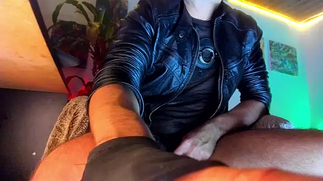 LatinMilk  online show from 23, 6, 2026