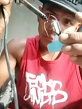 Snapshot of Moreno1813 chatting on 18, 3, 2025 Moreno1813 online show from 18, 3, 2025