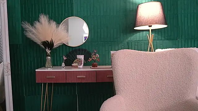 HaileyMoonn online show from 16, 1, 2026