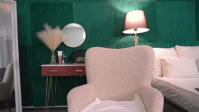 HaileyMoonn online show from 27, 11, 2025