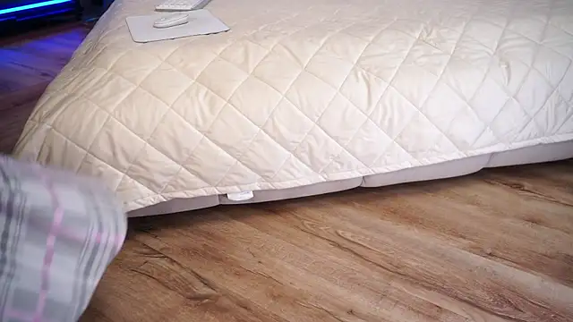 NovaMaria online show from 4, 11, 2025