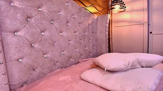 Andreita Jones online show from 16, 4, 2026