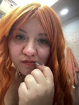 dannarossy  online show from 11, 3, 2025
