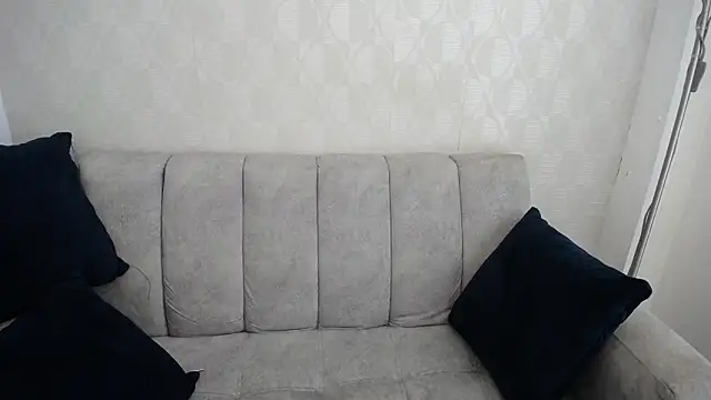 dannarossy  online show from 29, 1, 2025