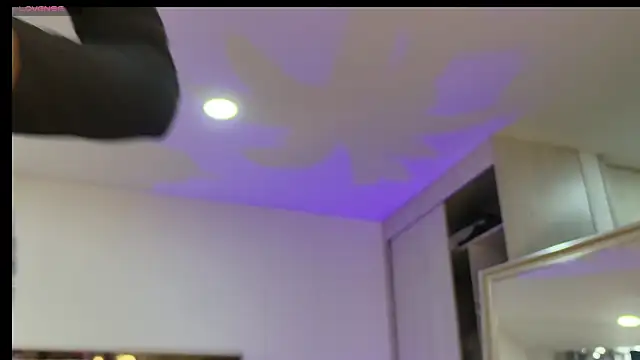 Ammy Castro online show from 11, 11, 2025