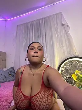 Helleamazing online show from 18, 7, 2026