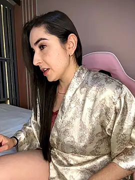 Snapshot of Victoria-And1 chatting on 19, 9, 2025 Victoria-And1 online show from 19, 9, 2025