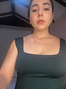 Snapshot of Victoria-And1 chatting on 8, 10, 2025 Victoria-And1 online show from 8, 10, 2025