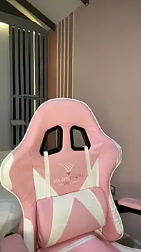 Victoria-And1 online show from 10, 1, 2026