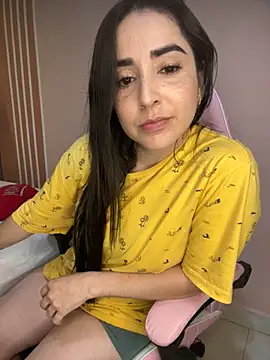 Snapshot of Victoria-And1 chatting on 16, 10, 2025 Victoria-And1 online show from 16, 10, 2025