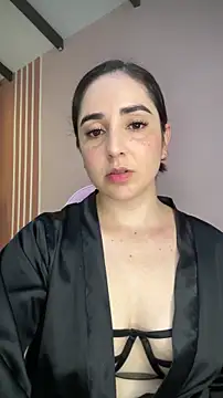 Snapshot of Victoria-And1 chatting on 14, 11, 2025 Victoria-And1 online show from 14, 11, 2025