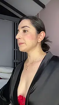 Snapshot of Victoria-And1 chatting on 31, 10, 2025 Victoria-And1 online show from 31, 10, 2025