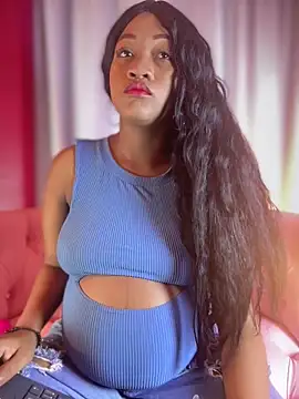 Snapshot of AleezaFrench chatting on 6, 6, 2026 AleezaFrench online show from 6, 6, 2026