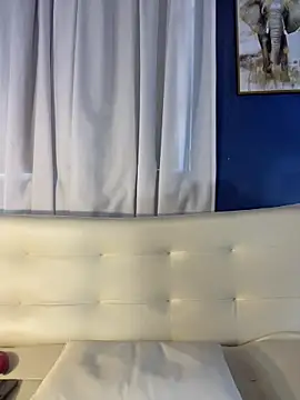 AleezaFrench online show from 3, 4, 2026